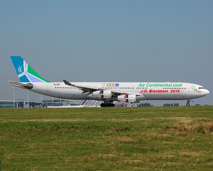 Livrée d'un Airbus A340-300 SL-TAK à Paris CDG n'est plus en service depuis 2011