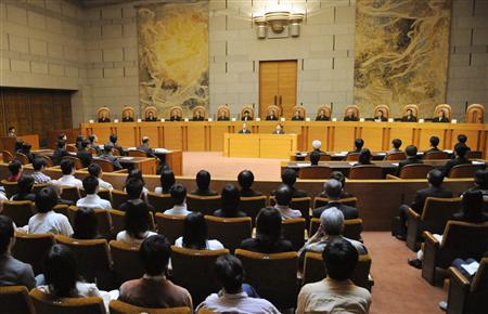 Le Tribunal de Grande Instance.