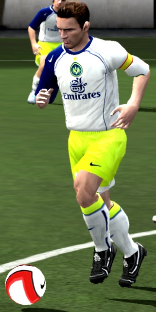 Le capitaine Shay O'Neill avec la 3e tenue du club