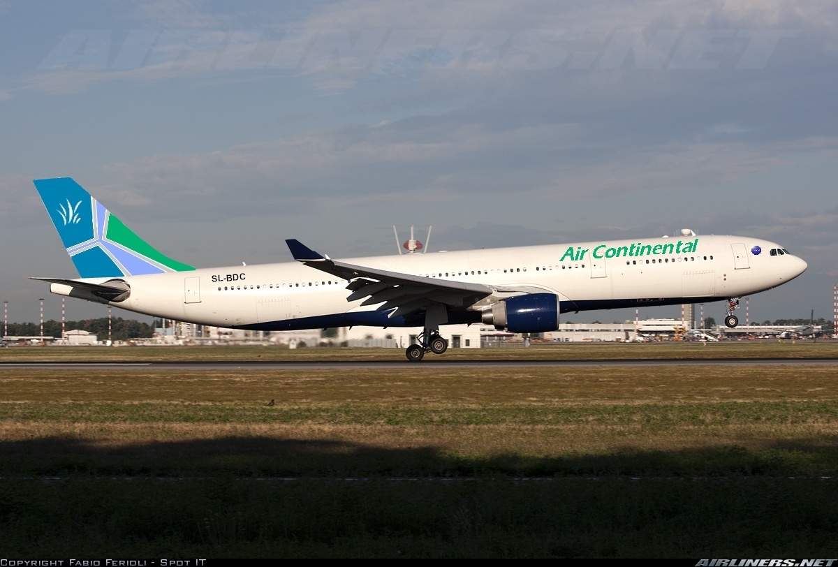 Livrée d'un Airbus A330-300 SL-BDC à Luisbourbonburg n'est plus en service depuis 2011