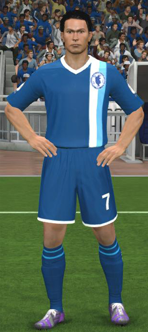 Elric avec le maillot domicile, en 2014