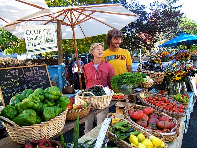Marché bio près de Klaw.